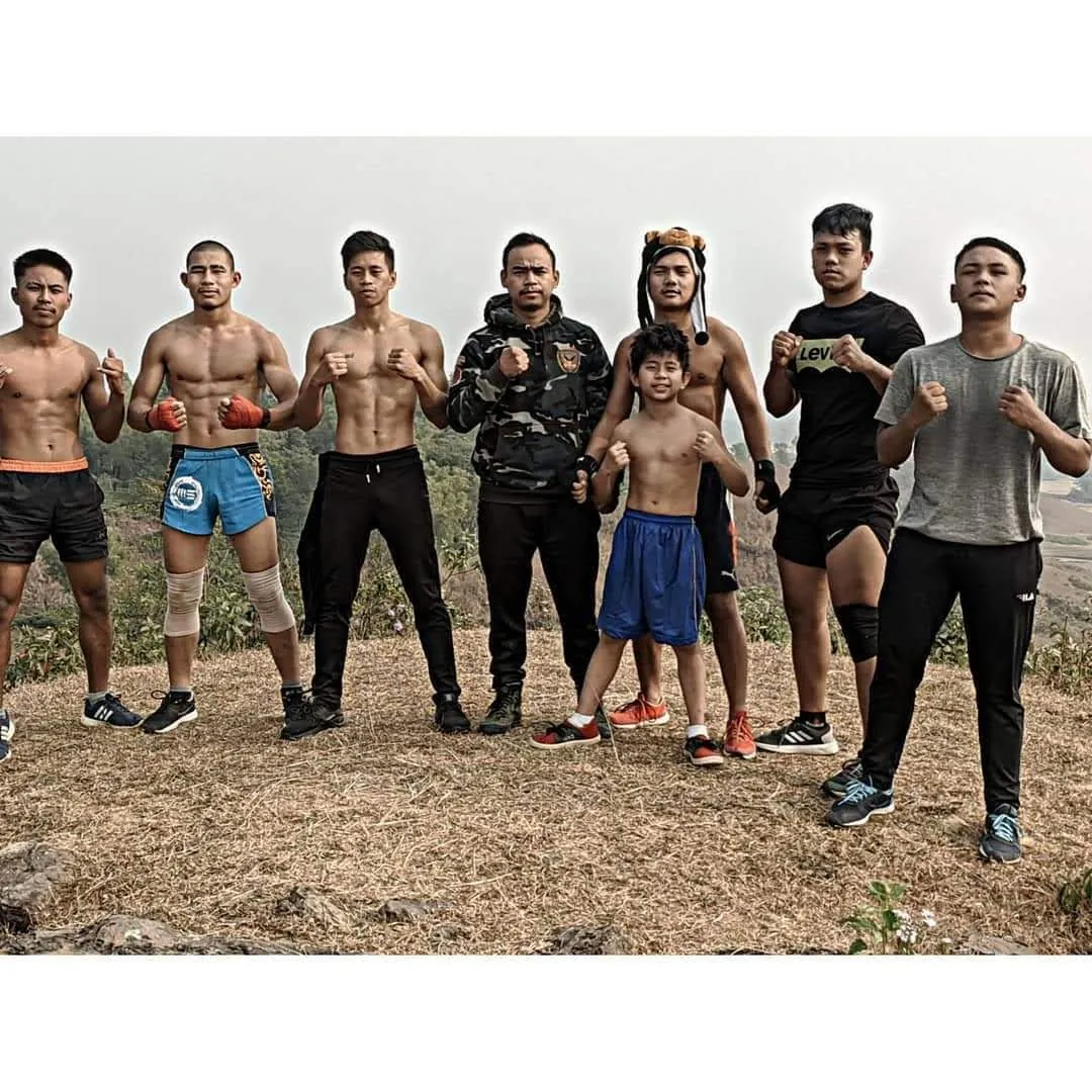 Kanglasha outdoor and fun session photo 2